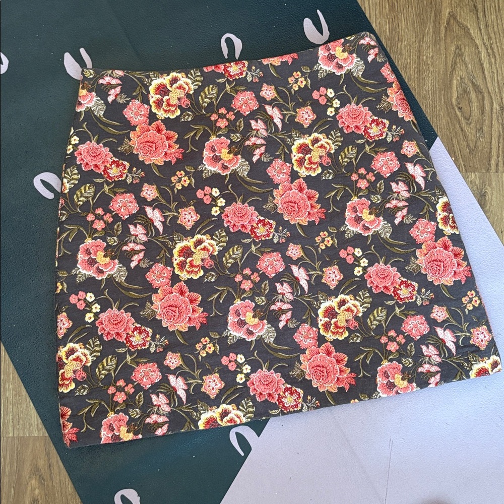 LOFT Floral Patterned Skirt with Red and Yellow Accents - Picture 2 of 6